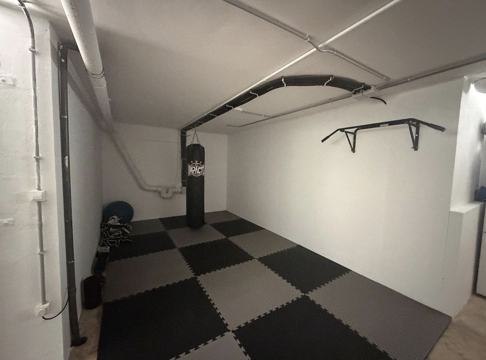 4 soveværelse Villa til salg i Castalla med swimmingpool garage - € 268.000 (Ref: 9755278)