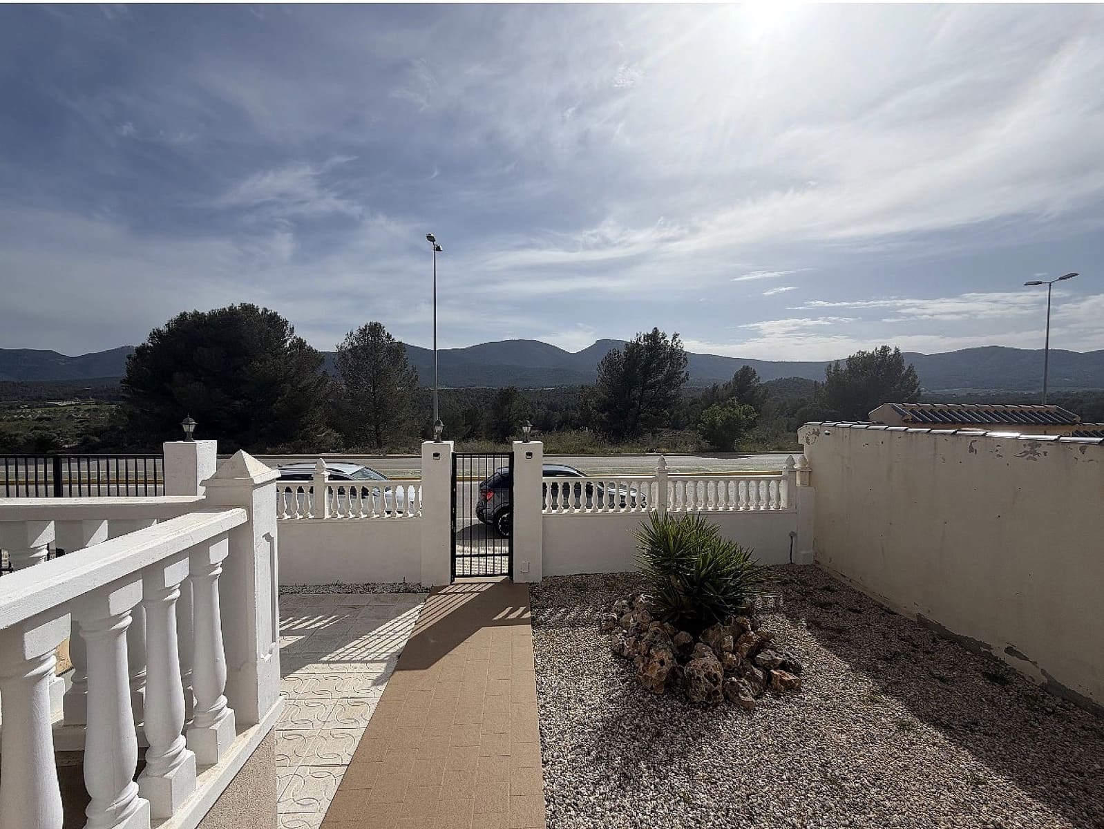 4 soveværelse Villa til salg i Castalla med swimmingpool garage - € 268.000 (Ref: 9755278)