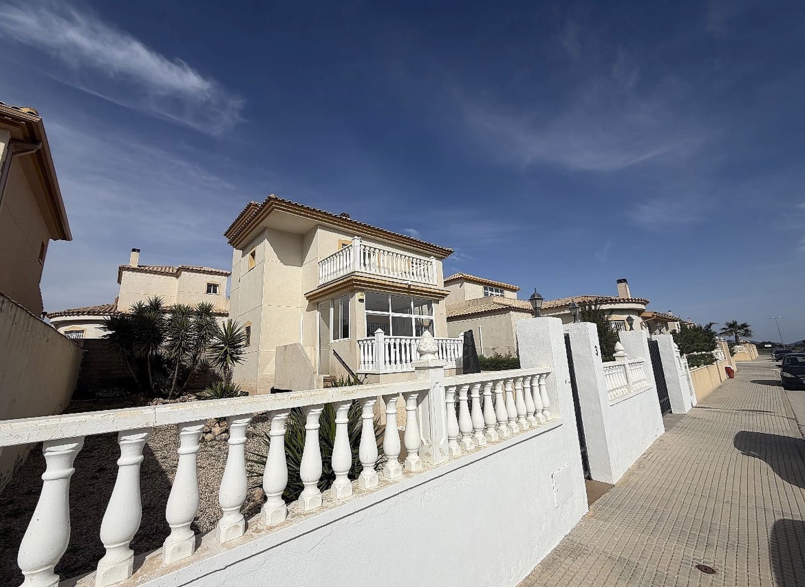 4 soveværelse Villa til salg i Castalla med swimmingpool garage - € 268.000 (Ref: 9755278)