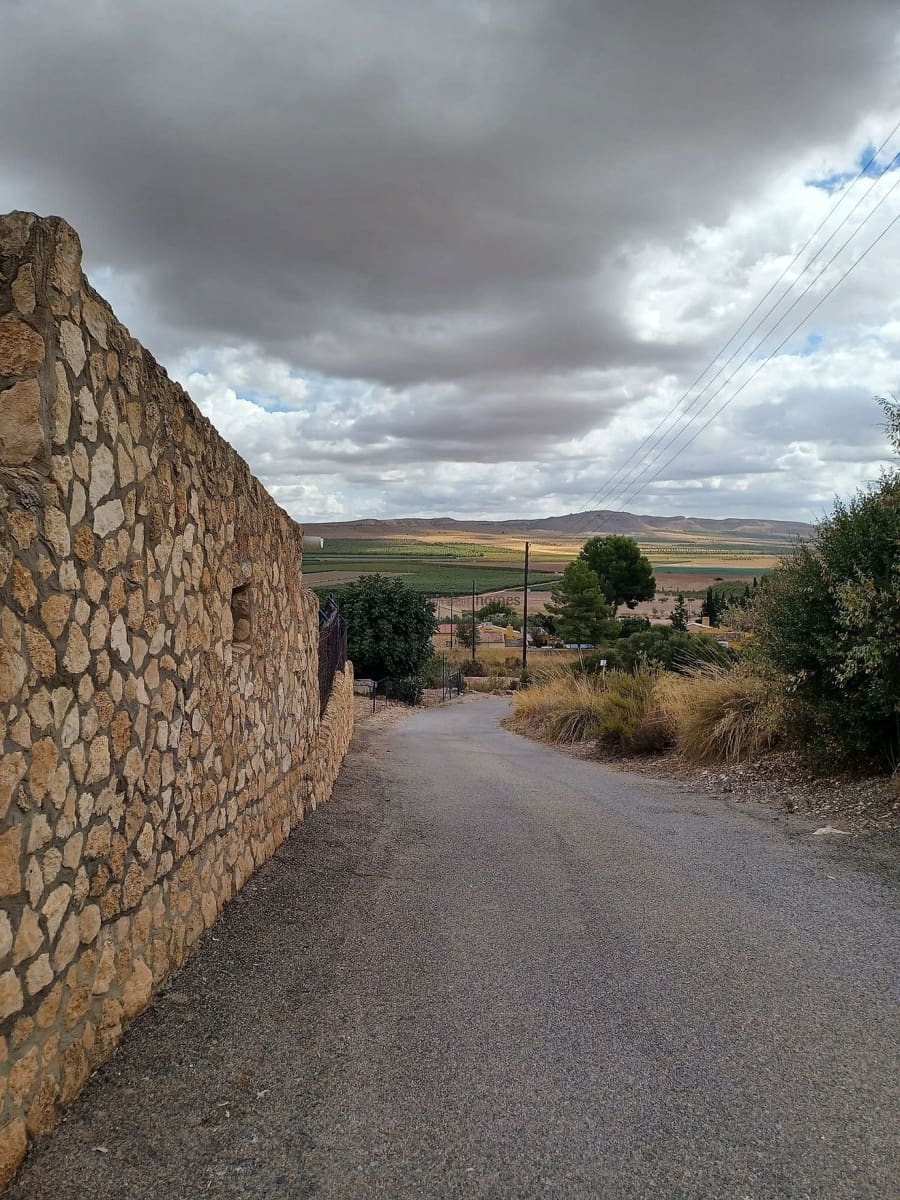 3 makuuhuone Maalaistalo myytävänä paikassa Yecla mukana uima-altaan 
autotalli - 199 995 € (Ref: 9758393)