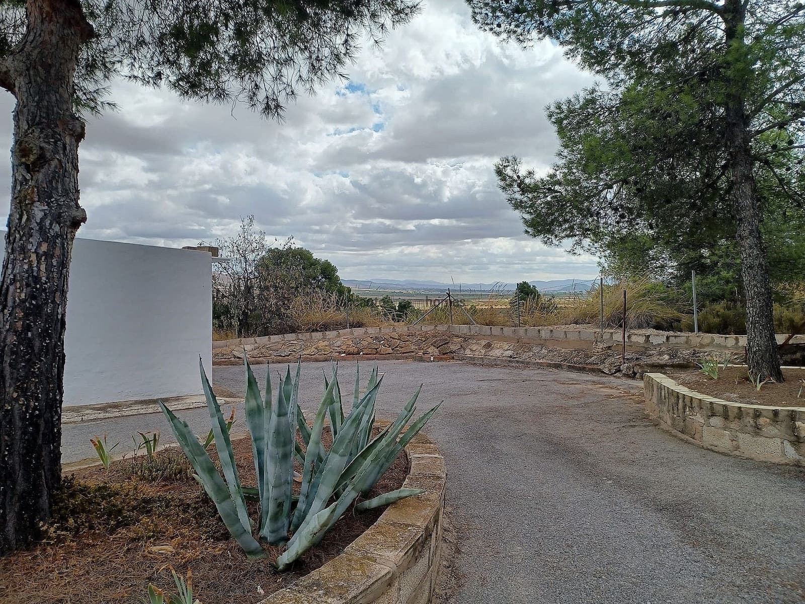 3 makuuhuone Maalaistalo myytävänä paikassa Yecla mukana uima-altaan 
autotalli - 199 995 € (Ref: 9758393)