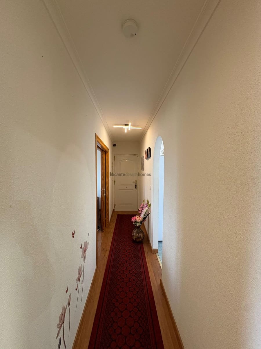 3 Zimmer Villa zu verkaufen in Pinoso mit Pool Garage - 299.995 € (Ref: 9761653)