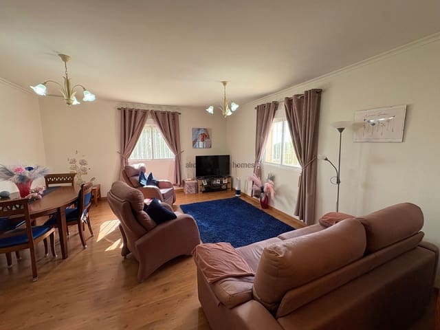 3 quarto Moradia para venda em Pinoso com piscina garagem - 299 995 € (Ref: 9761653)