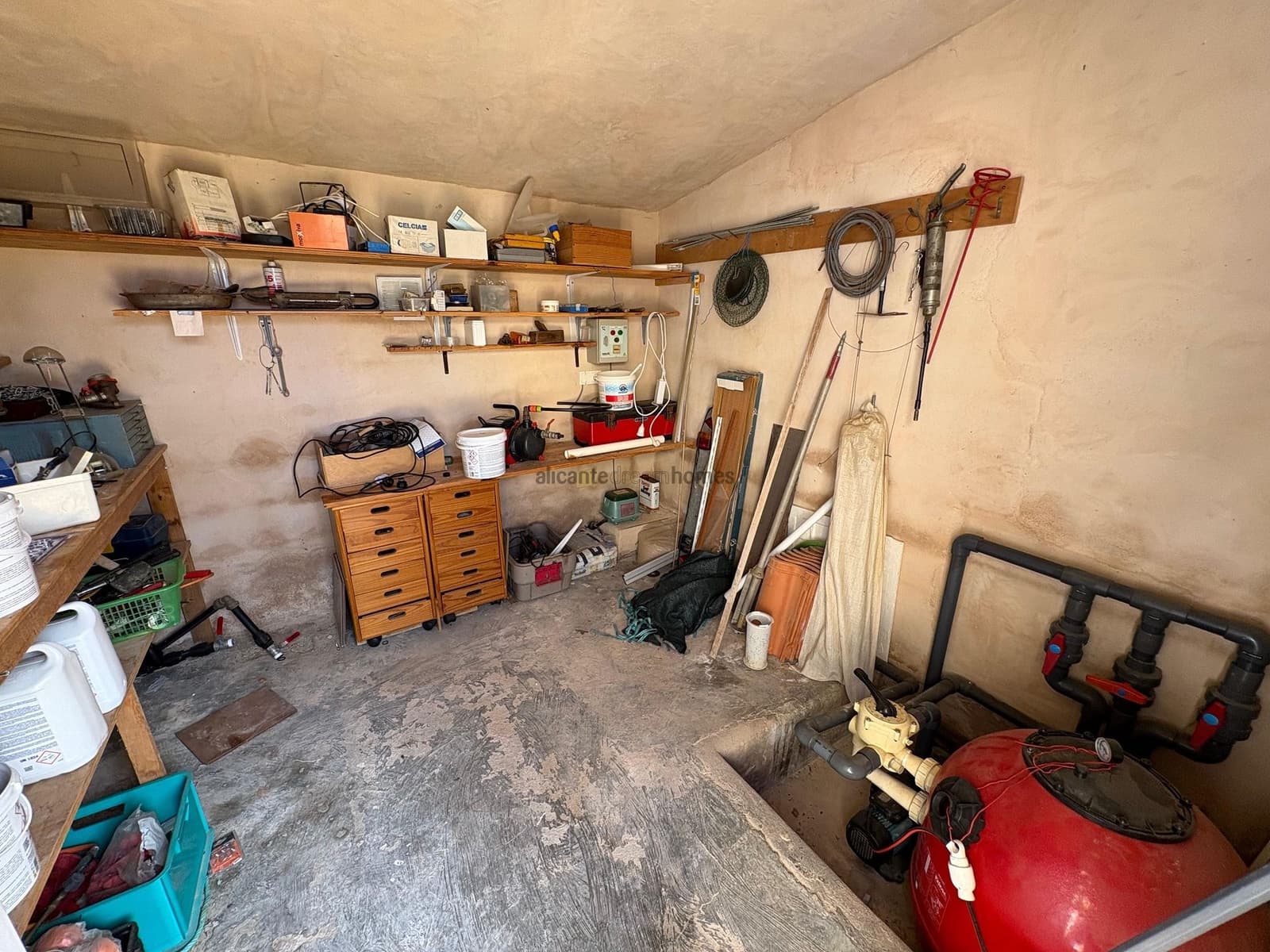 3 Zimmer Villa zu verkaufen in Pinoso mit Pool Garage - 299.995 € (Ref: 9761653)