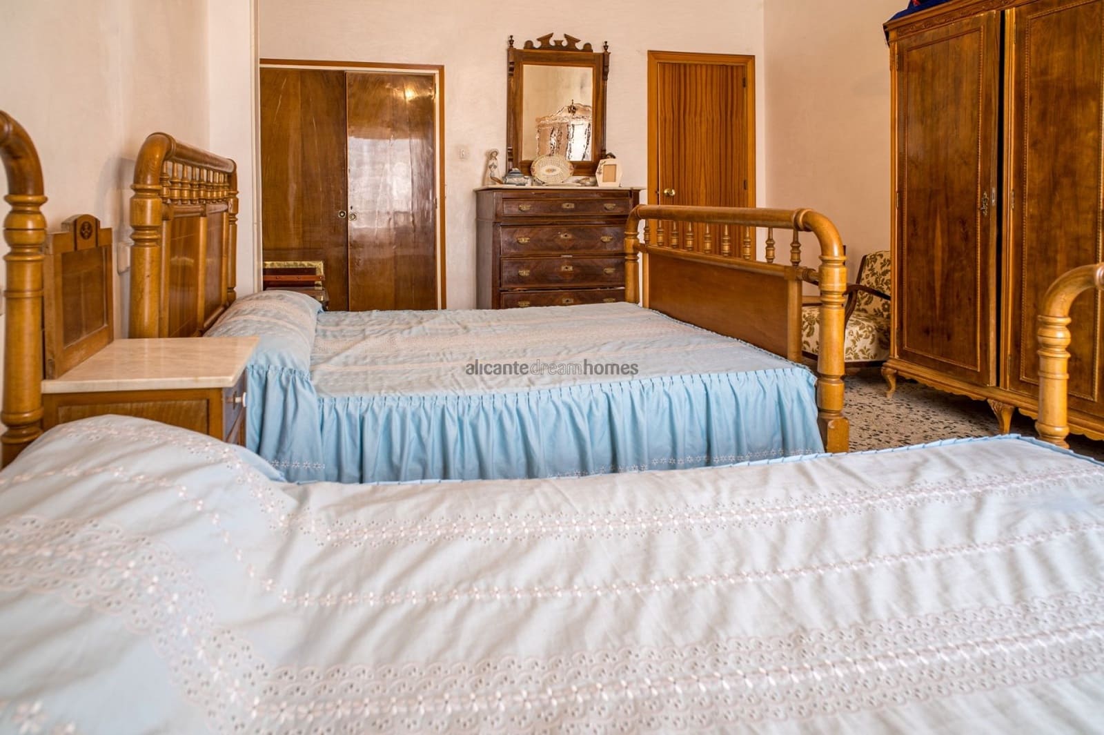 5 soverom Hus til salgs i Pinoso med garasje - € 170 000 (Ref: 9761654)