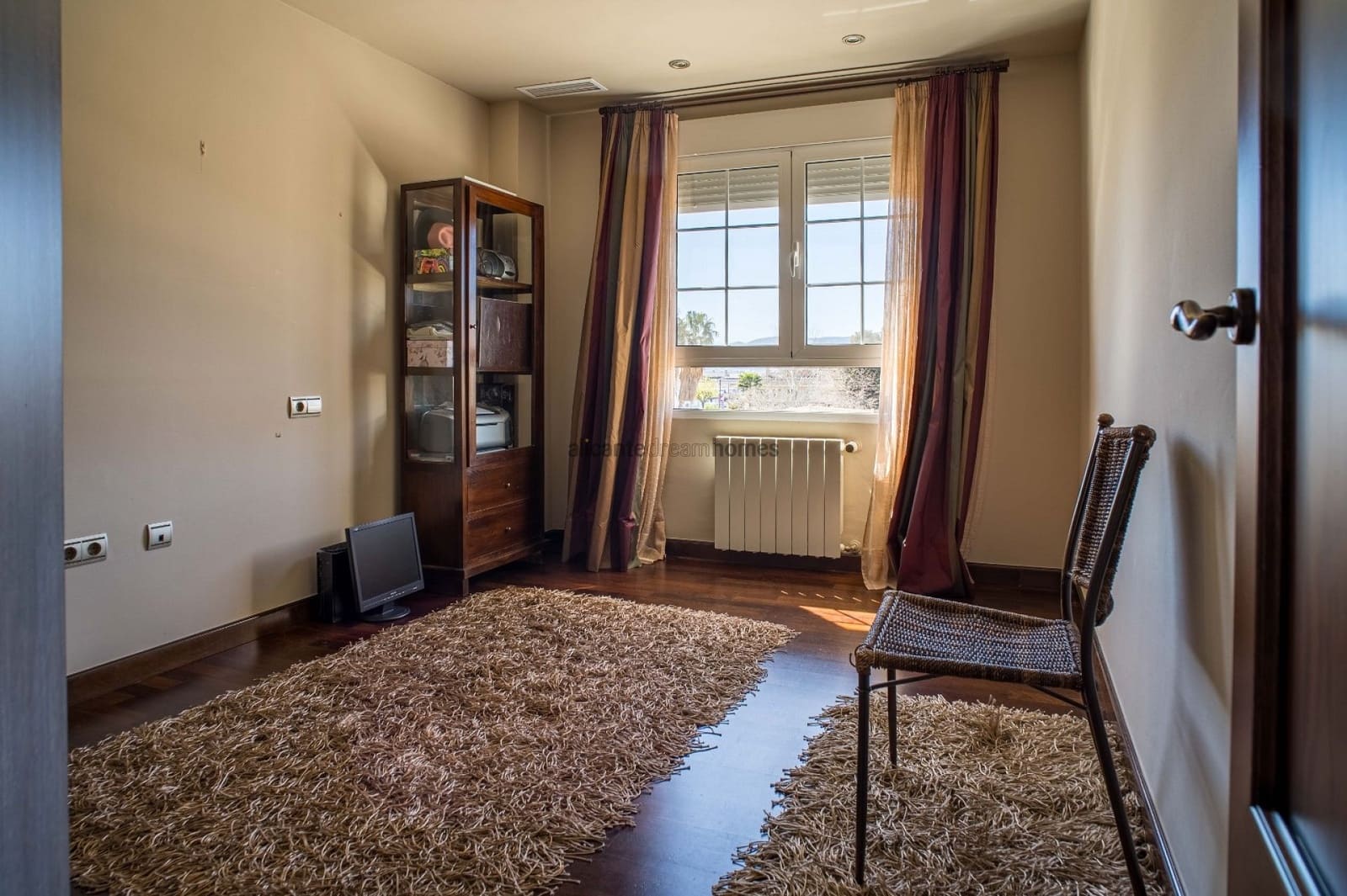 3 sypialnia Willa na sprzedaż w Elda z basenem - 430 000 € (Ref: 9772653)