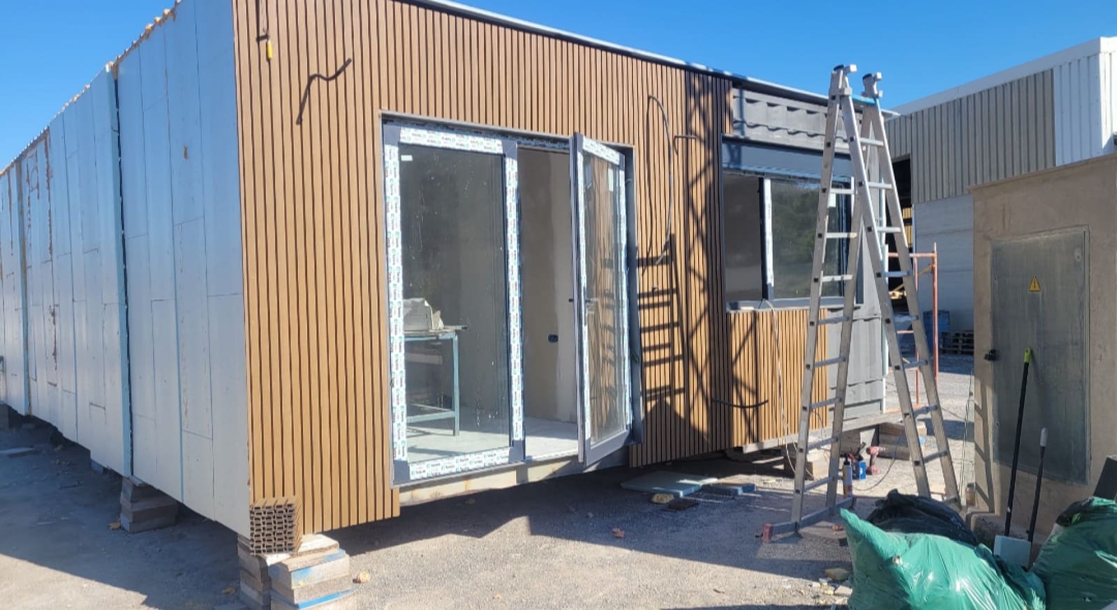 3 bedroom Villa for sale in Salinas - € 150,000 (Ref: 9777610)