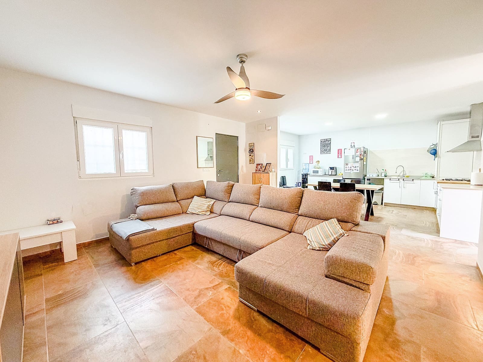 2 bedroom Townhouse for sale in Elda - € 126,500 (Ref: 9780073)