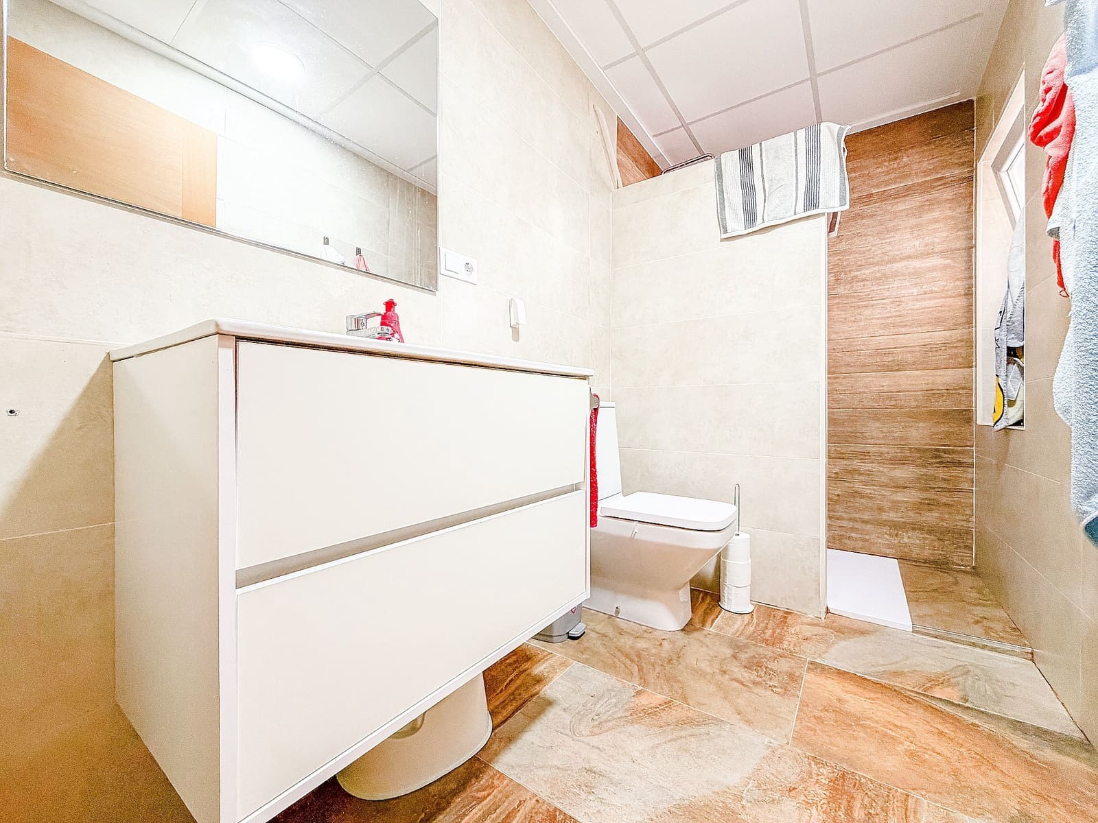 2 bedroom Townhouse for sale in Elda - € 126,500 (Ref: 9780073)