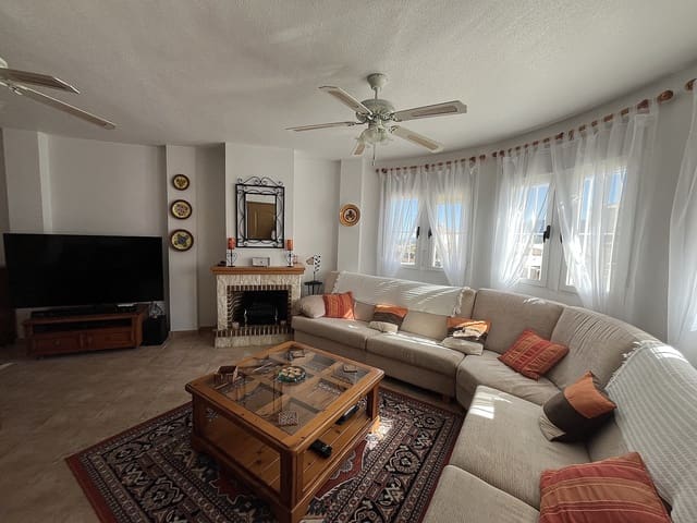 4 soverom Villa til salgs i Castalla med svømmebasseng garasje - € 279 999 (Ref: 9780075)