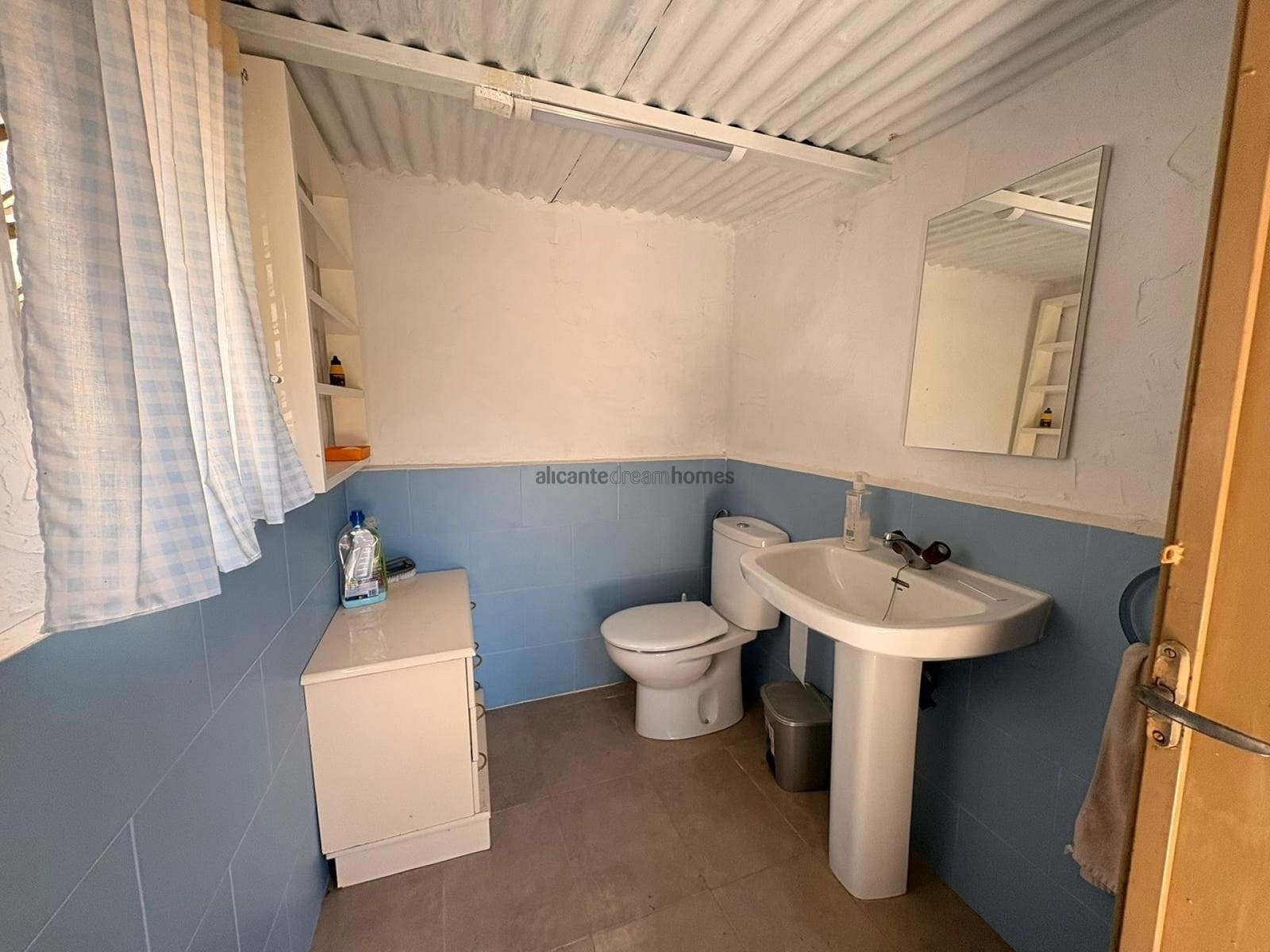 3 soveværelse Villa til salg i Yecla med swimmingpool garage - € 149.995 (Ref: 9782949)