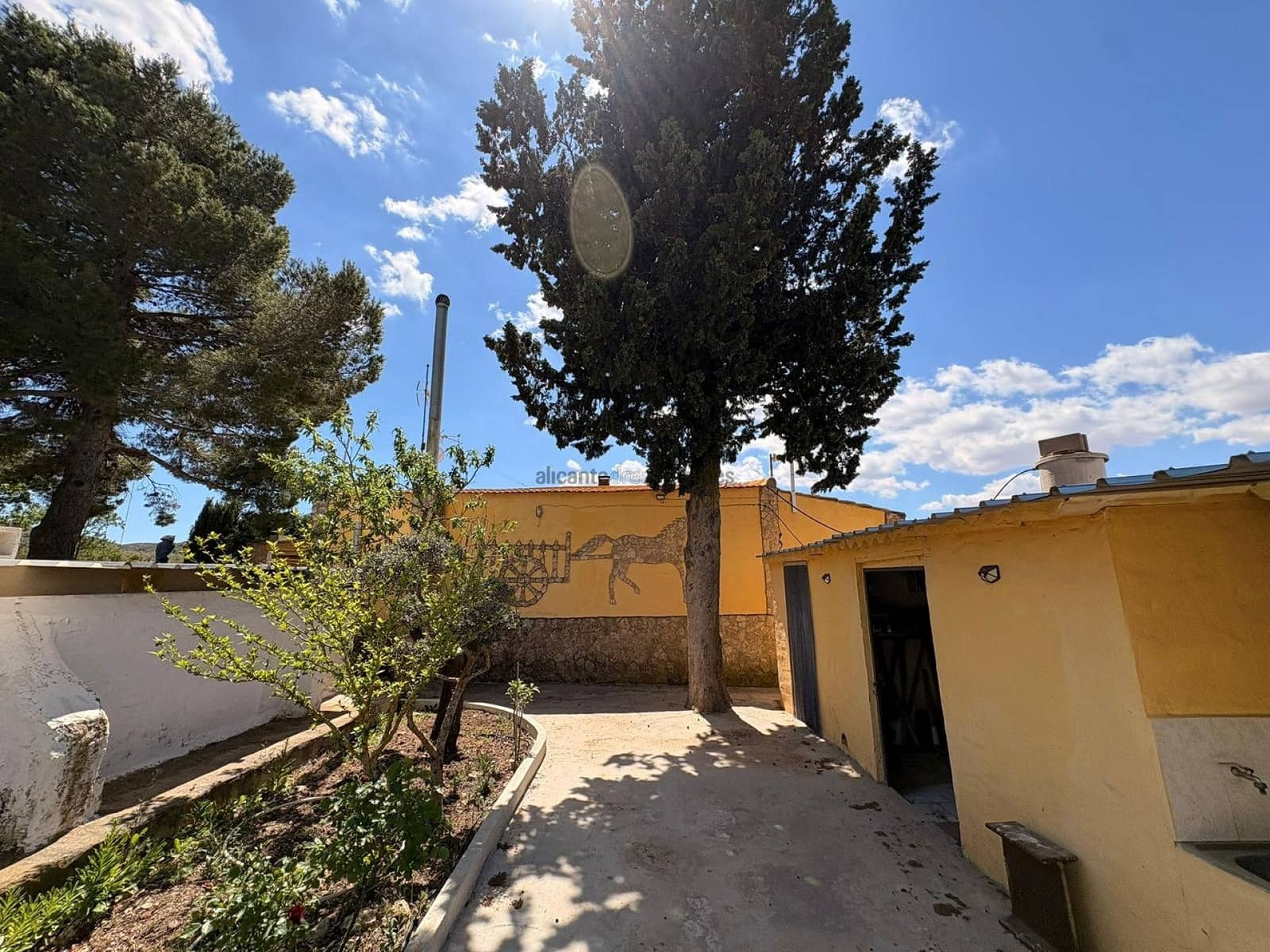 3 soveværelse Villa til salg i Yecla med swimmingpool garage - € 149.995 (Ref: 9782949)