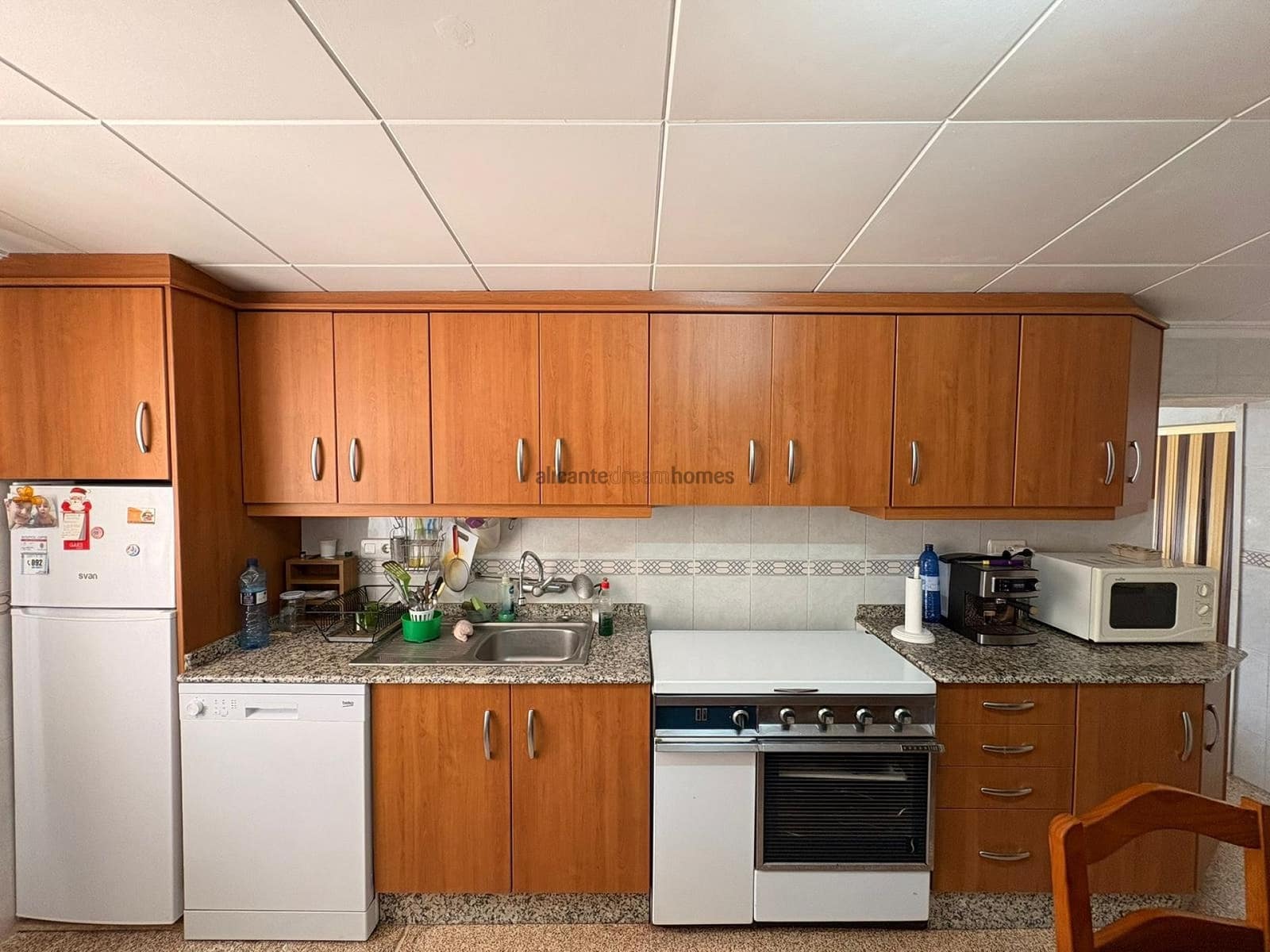 3 soveværelse Villa til salg i Yecla med swimmingpool garage - € 149.995 (Ref: 9782949)