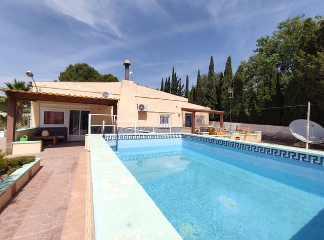 3 soveværelse Villa til salg i Sax med swimmingpool garage - € 225.000 (Ref: 9788120)