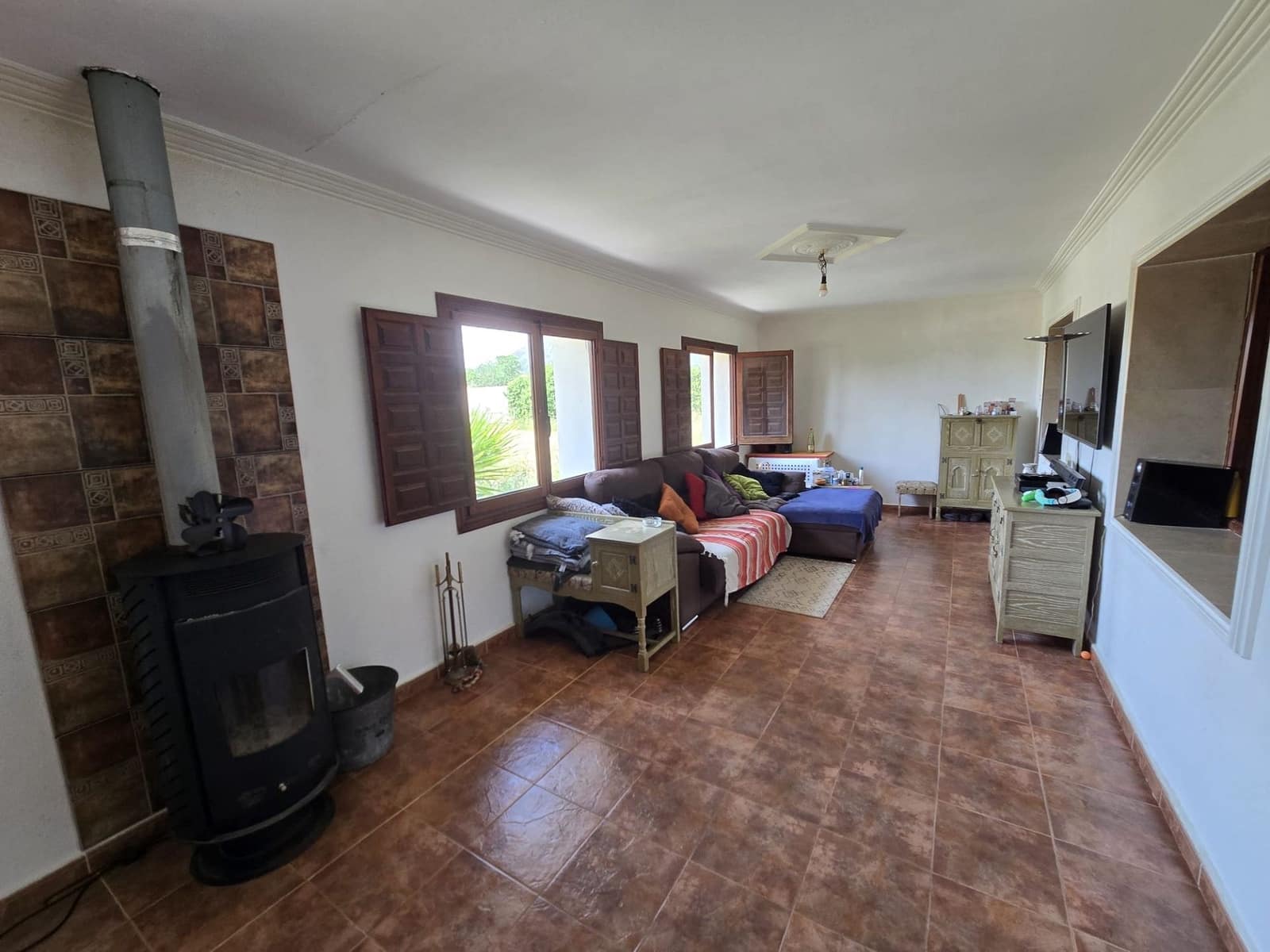 Chalet de 6 habitaciones en Sax en venta con piscina - 275.000 € (Ref: 9788121)