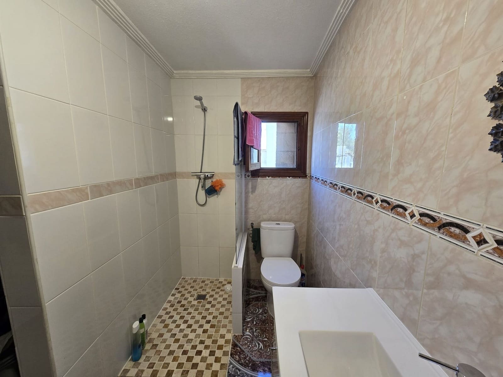 Chalet de 6 habitaciones en Sax en venta con piscina - 275.000 € (Ref: 9788121)