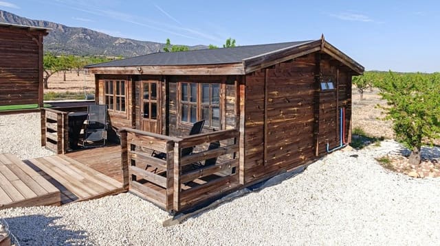 3 soveværelse Villa til salg i Lel, Pinoso med swimmingpool - € 495.000 (Ref: 9790117)