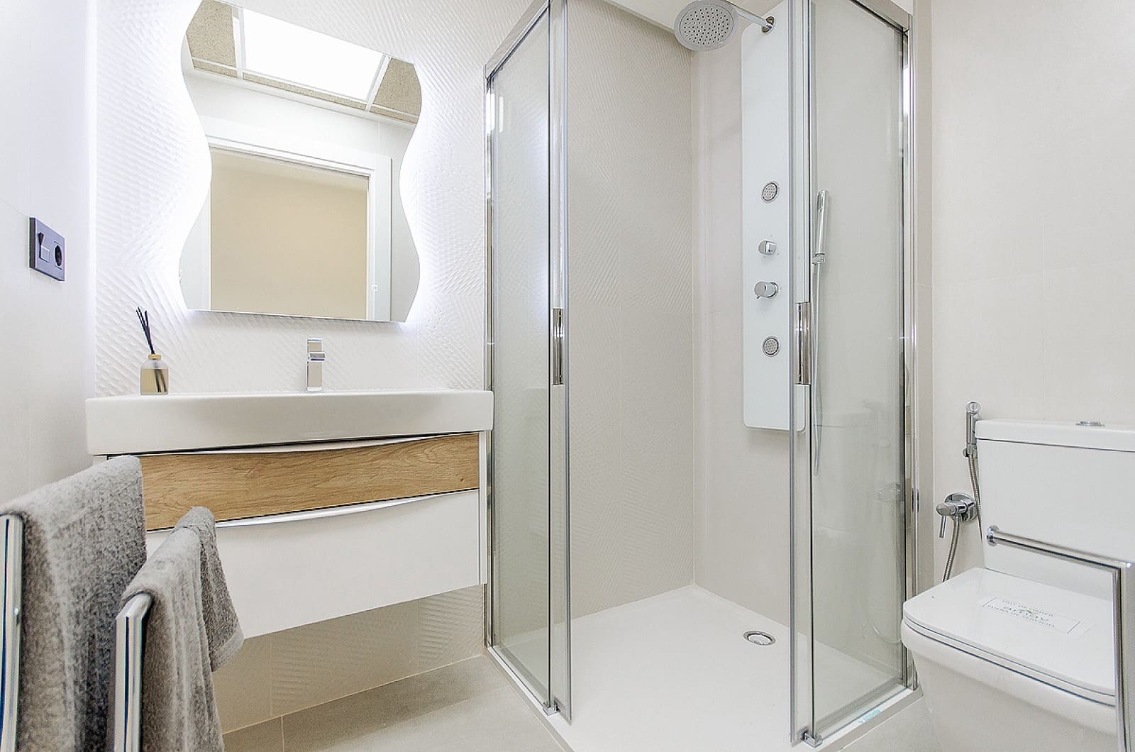 2 sypialnia Apartament na sprzedaż w Torrevieja z basenem - 280 000 € (Ref: 9790151)