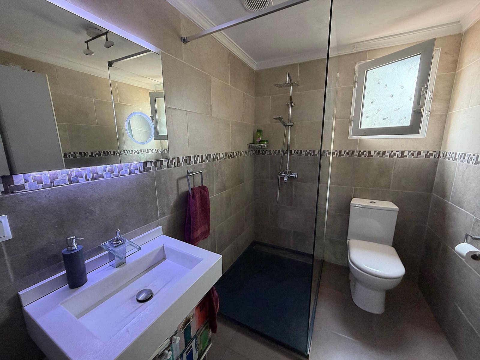 5 slaapkamer Villa te koop in Sax met zwembad - € 375.000 (Ref: 9790179)