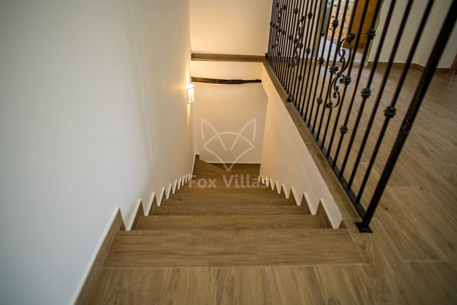 5 bedroom Finca/Country House for sale in Pinoso with pool garage - € 349,950 (Ref: 9790180)