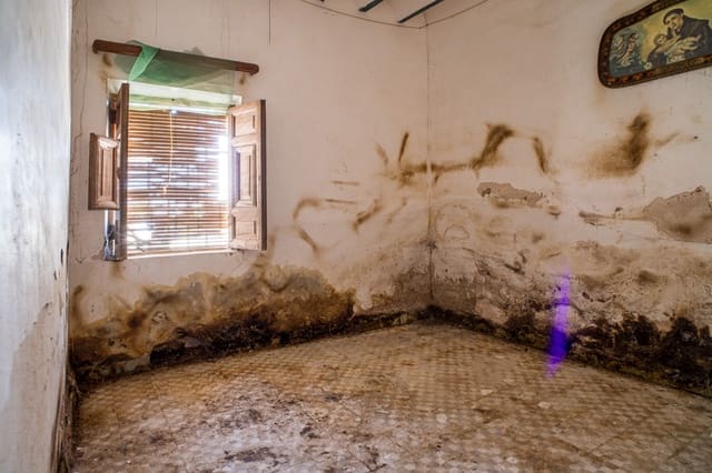 3 slaapkamer Huis te koop in Yecla met zwembad - € 56.500 (Ref: 9790181)