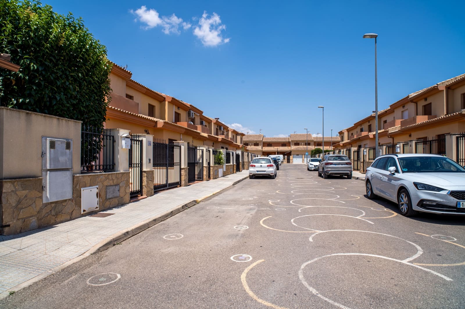 4 bedroom Villa for sale in Pinoso with garage - € 195,000 (Ref: 9790182)