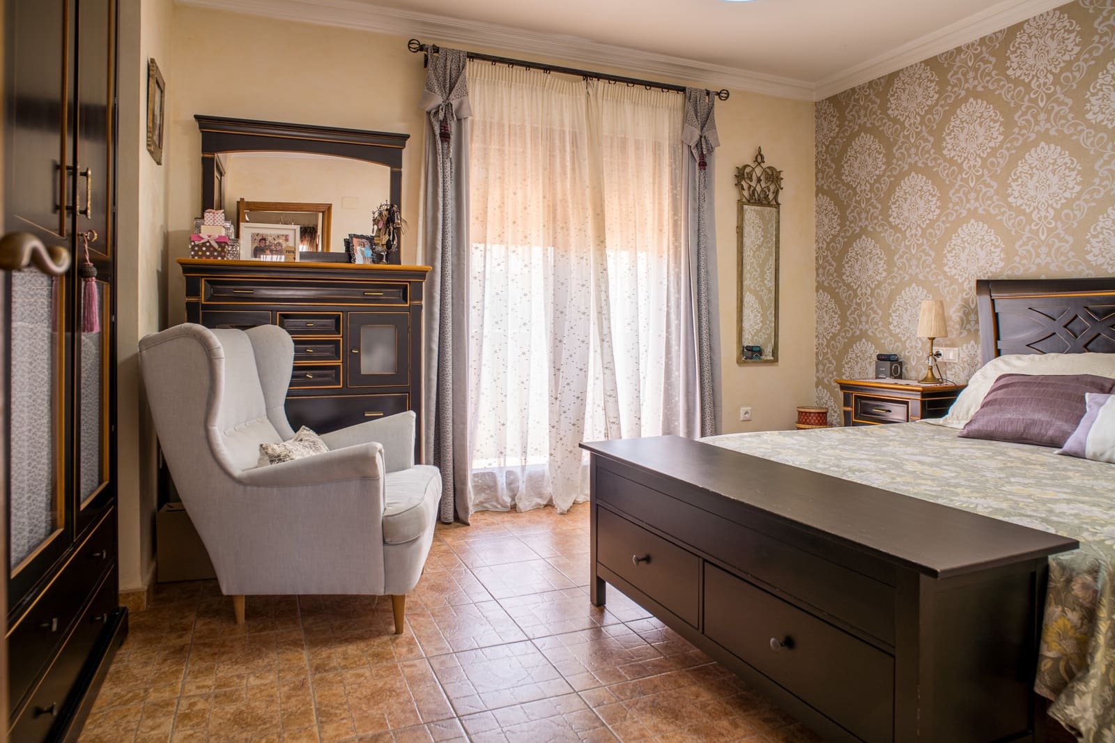 4 bedroom Villa for sale in Pinoso with garage - € 195,000 (Ref: 9790182)