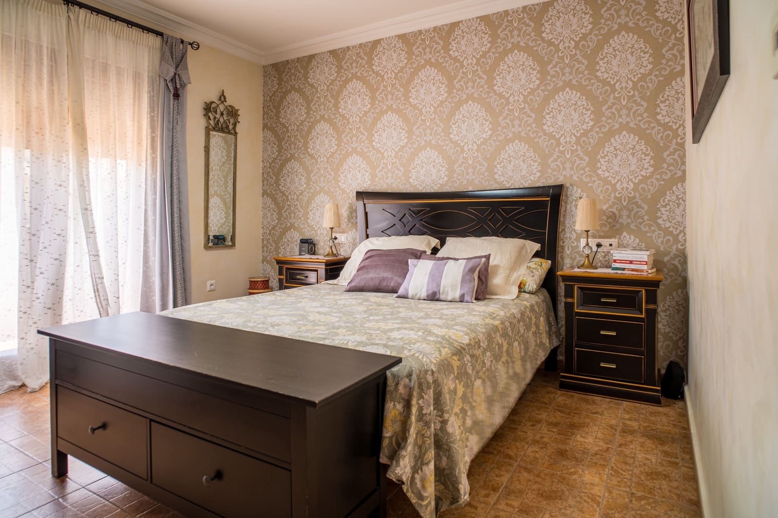 4 bedroom Villa for sale in Pinoso with garage - € 195,000 (Ref: 9790182)