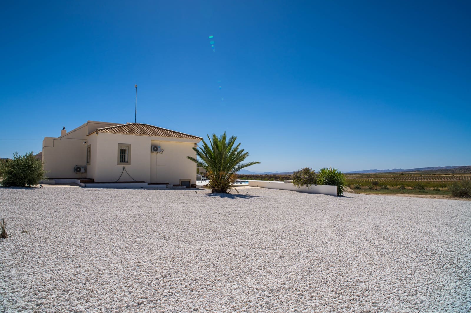 3 bedroom Villa for sale in Pinoso with pool - € 349,995 (Ref: 9790185)