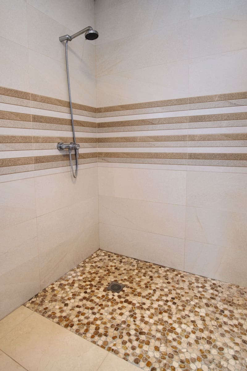 4 bedroom Villa for sale in Pinoso with pool garage - € 599,000 (Ref: 9790187)