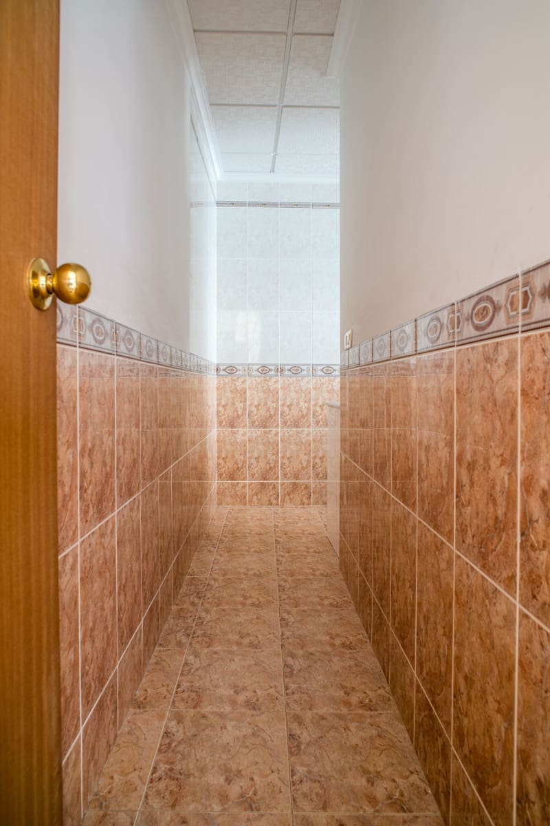 Townhouse for sale in Pinoso with garage - € 159,000 (Ref: 9790188)