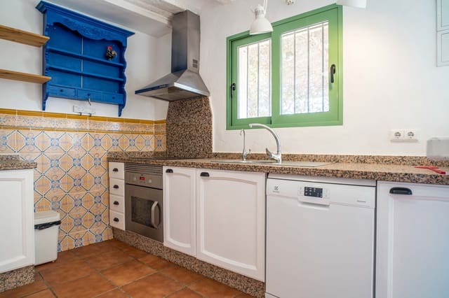 Townhouse for sale in Pinoso - € 149,000 (Ref: 9790190)