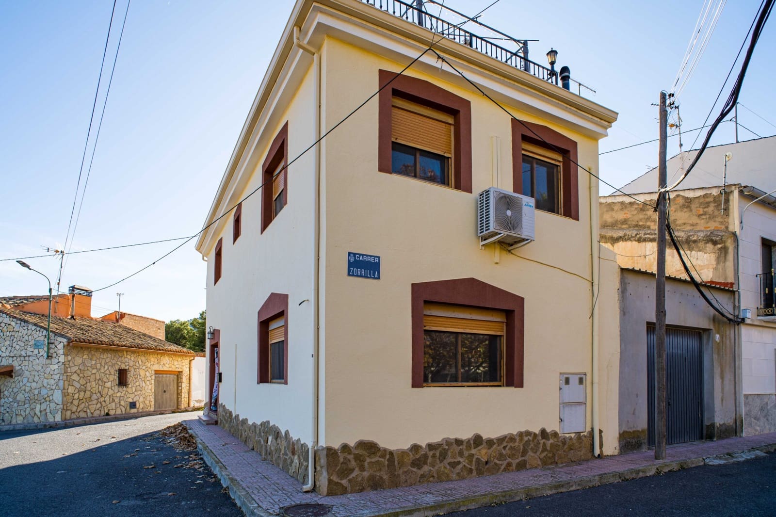 Casa de 3 habitaciones en Casas del Senor en venta - 139.995 € (Ref: 9790191)