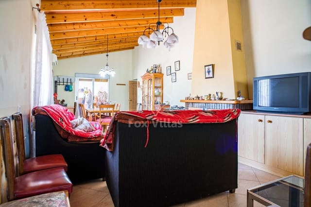 Bungalow te koop in Jumilla met zwembad - € 235.000 (Ref: 9790192)