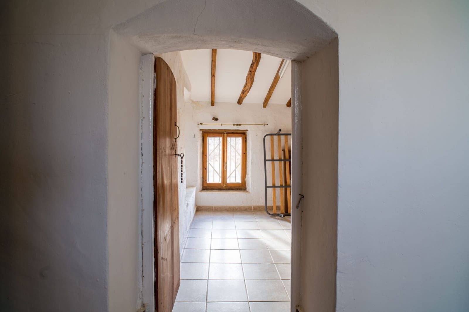 5 bedroom Townhouse for sale in Pinoso with pool - € 179,950 (Ref: 9790193)