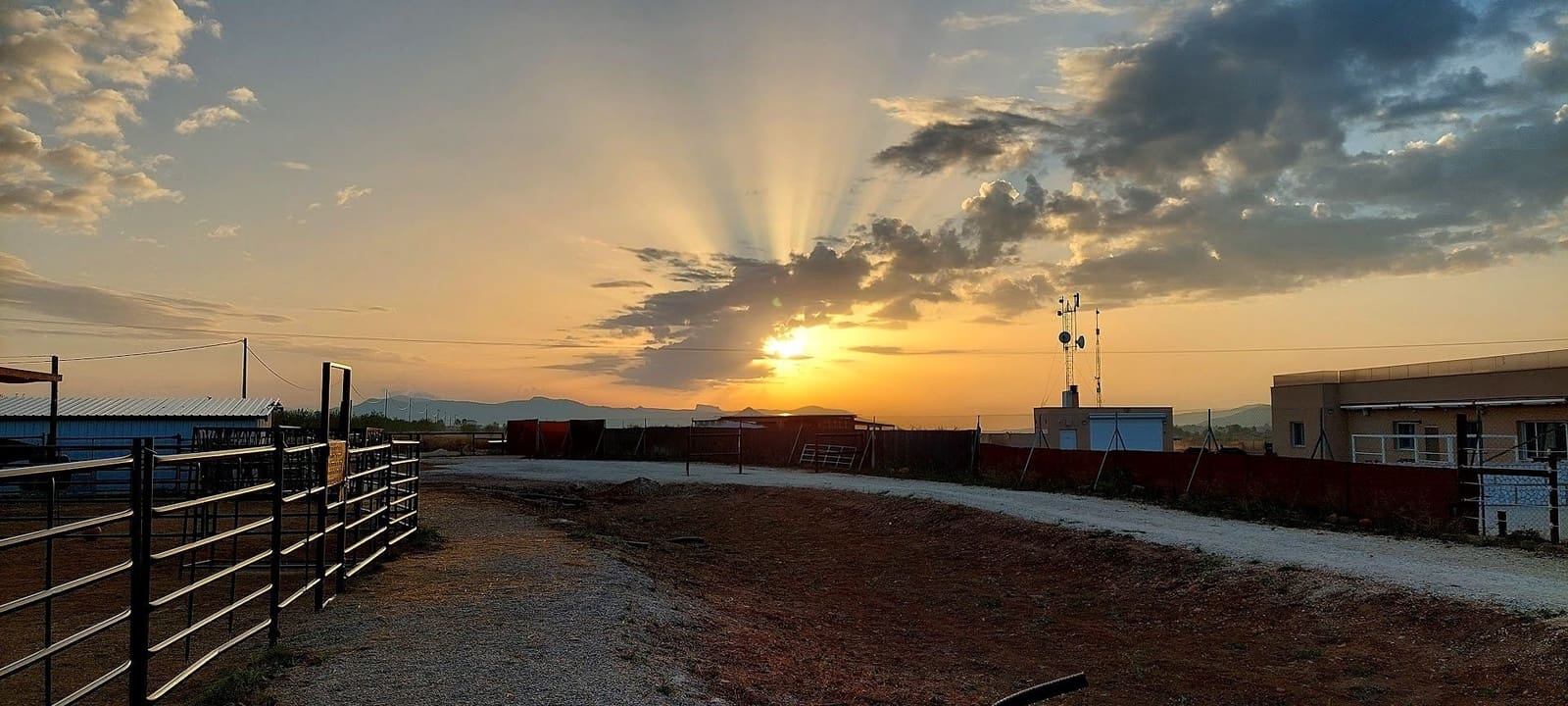 3 bedroom Finca/Country House for sale in Pinoso with pool - € 599,995 (Ref: 9790204)