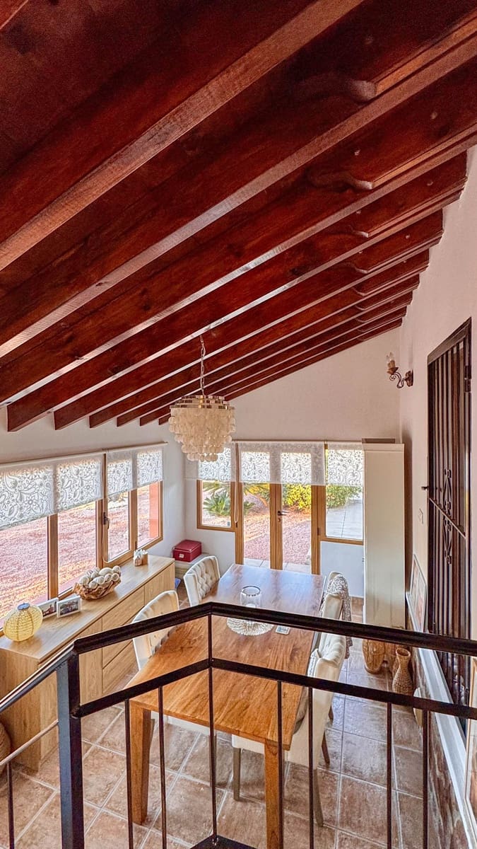 3 sypialnia Willa na sprzedaż w Aspe z basenem garażem - 475 000 € (Ref: 9793970)