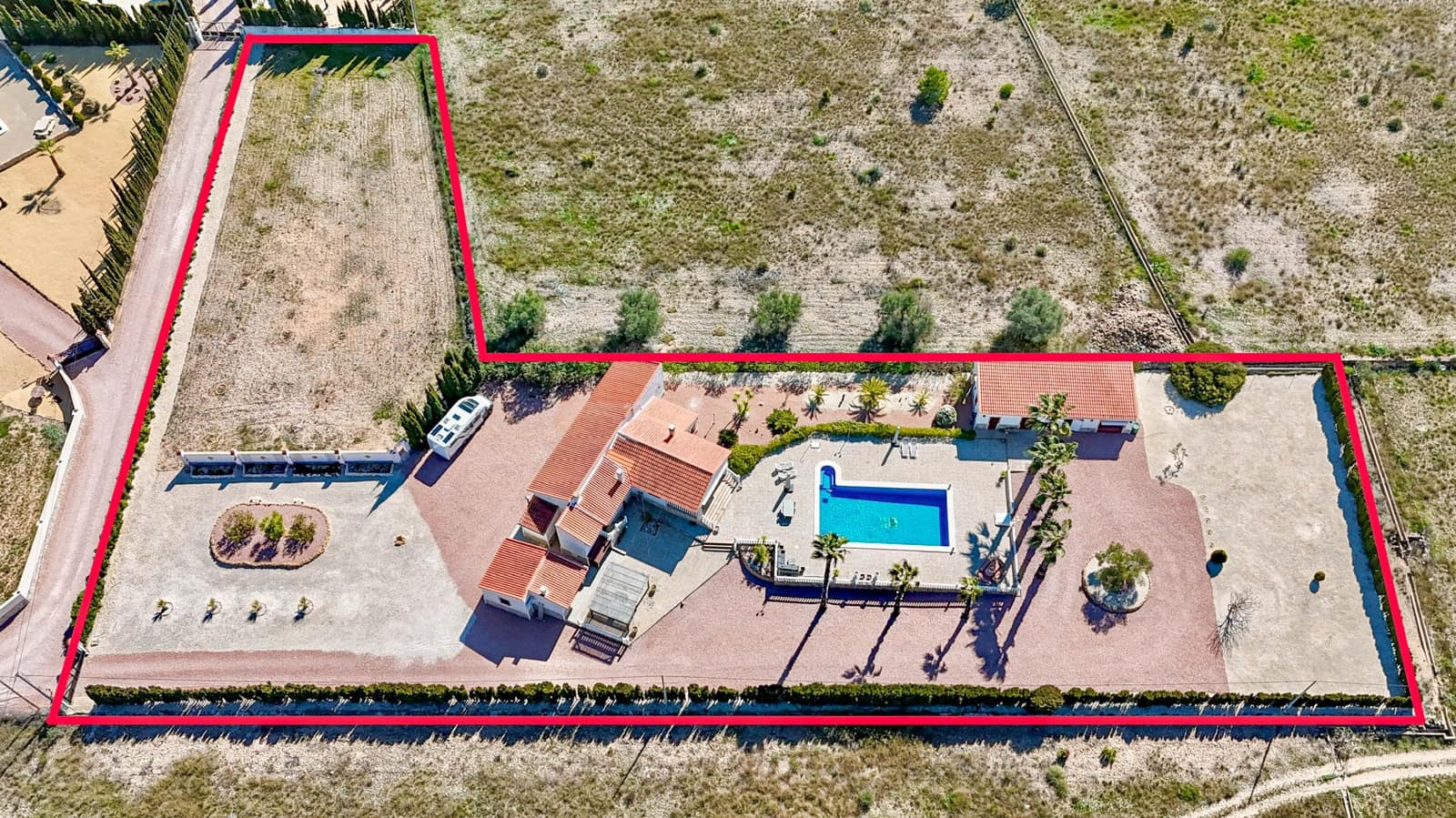 3 sypialnia Willa na sprzedaż w Aspe z basenem garażem - 475 000 € (Ref: 9793970)