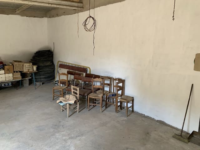 Finka/Dom wiejski na sprzedaż w Caudete - 44 950 € (Ref: 9793979)