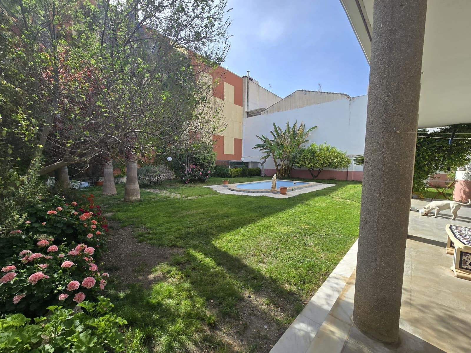 6 bedroom Villa for sale in Sax with pool garage - € 599,995 (Ref: 9796119)