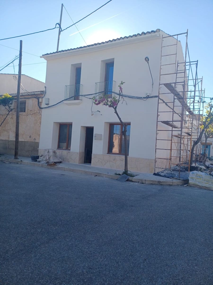 4 sovrum Hus till salu i Pinoso - 249 995 € (Ref: 9798590)