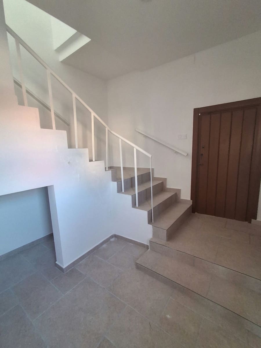 4 soverom Hus til salgs i Pinoso - € 225 000 (Ref: 9798590)