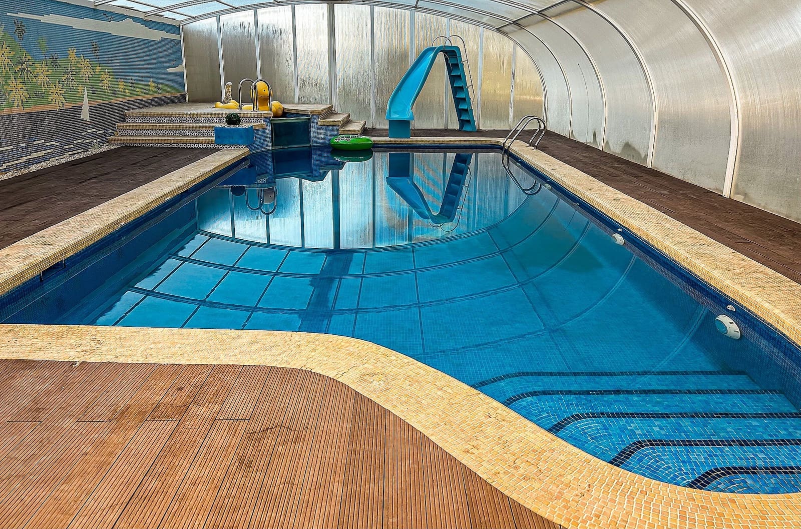 4 Zimmer Villa zu verkaufen in Yecla mit Pool Garage - 699.000 € (Ref: 9800334)