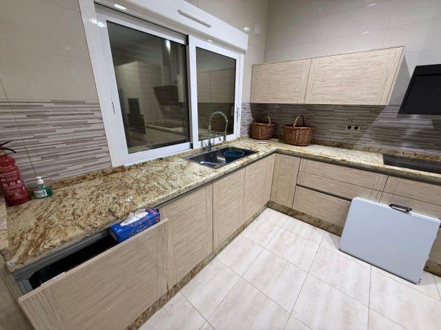 4 sypialnia Willa na sprzedaż w Pinoso - 595 000 € (Ref: 9800335)