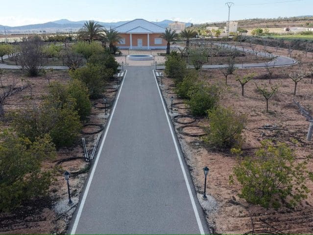 4 sypialnia Willa na sprzedaż w Pinoso - 595 000 € (Ref: 9800335)