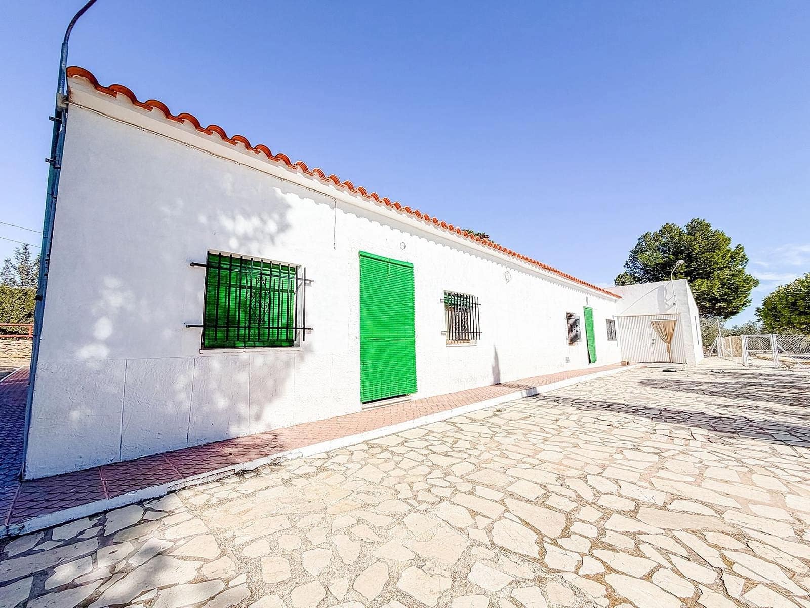 6 chambre Finca/Maison de Campagne à vendre à Pinoso avec piscine garage - 367 000 € (Ref: 9805968)