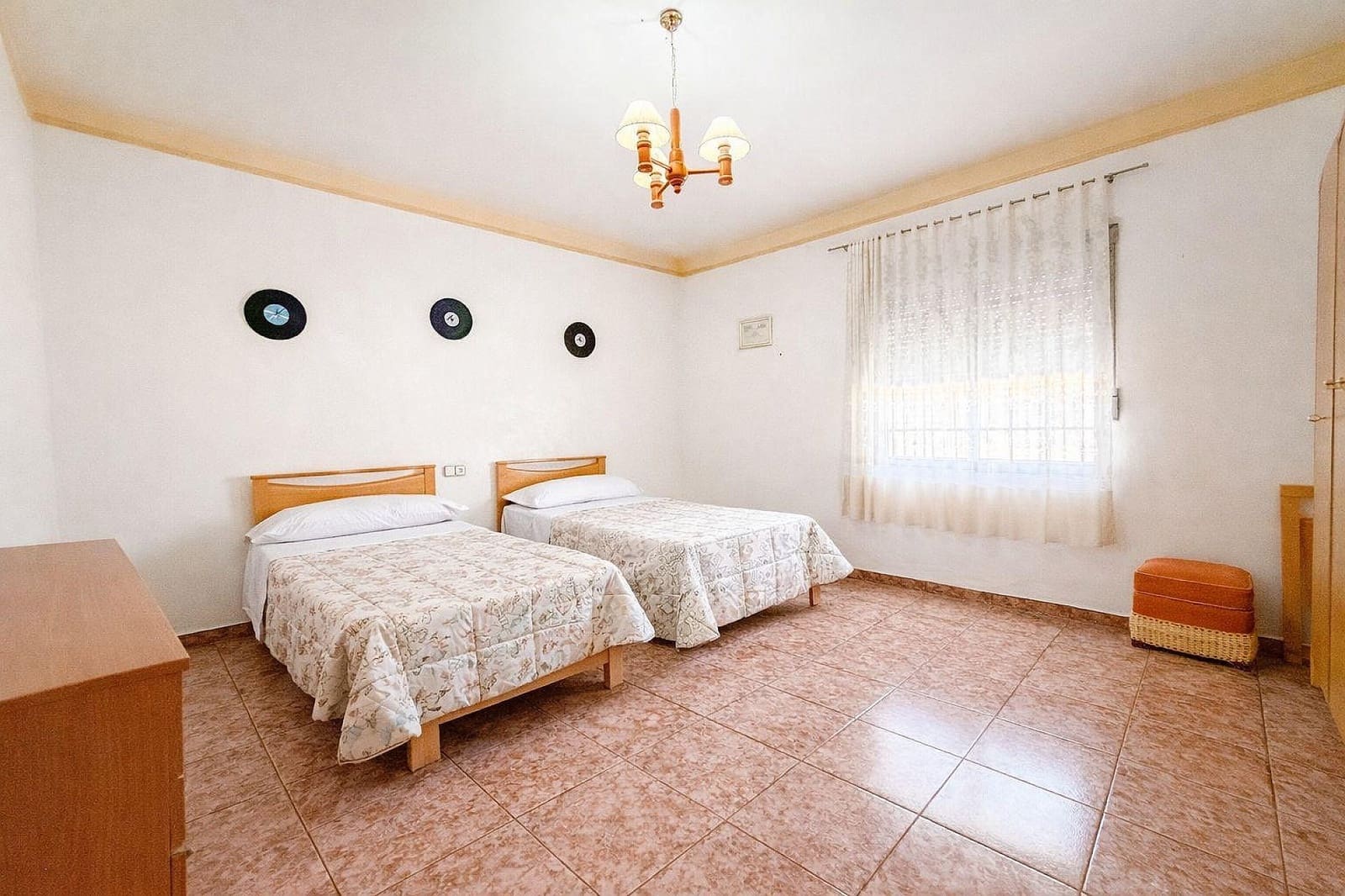 6 chambre Finca/Maison de Campagne à vendre à Pinoso avec piscine garage - 367 000 € (Ref: 9805968)