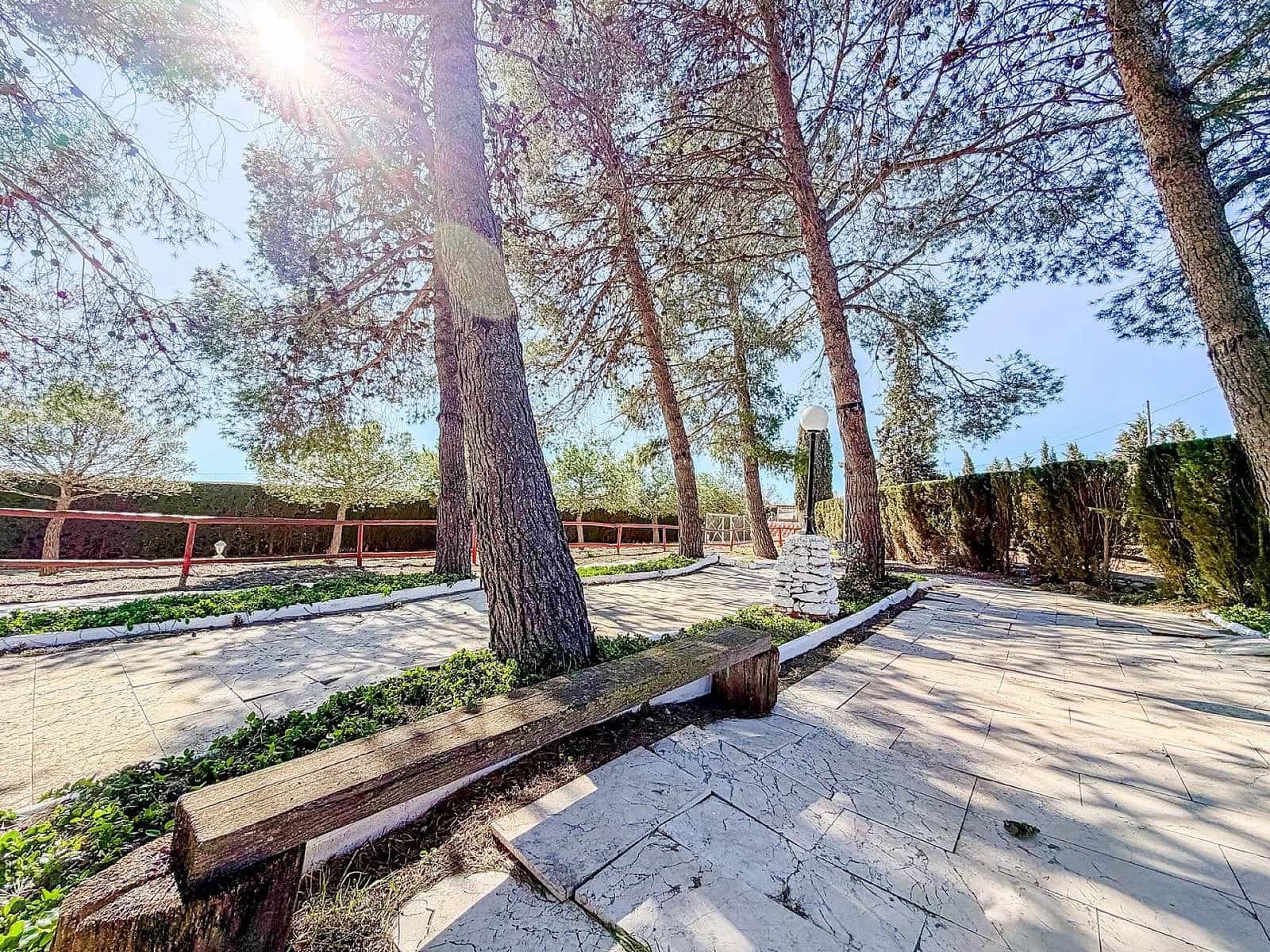 6 chambre Finca/Maison de Campagne à vendre à Pinoso avec piscine garage - 367 000 € (Ref: 9805968)