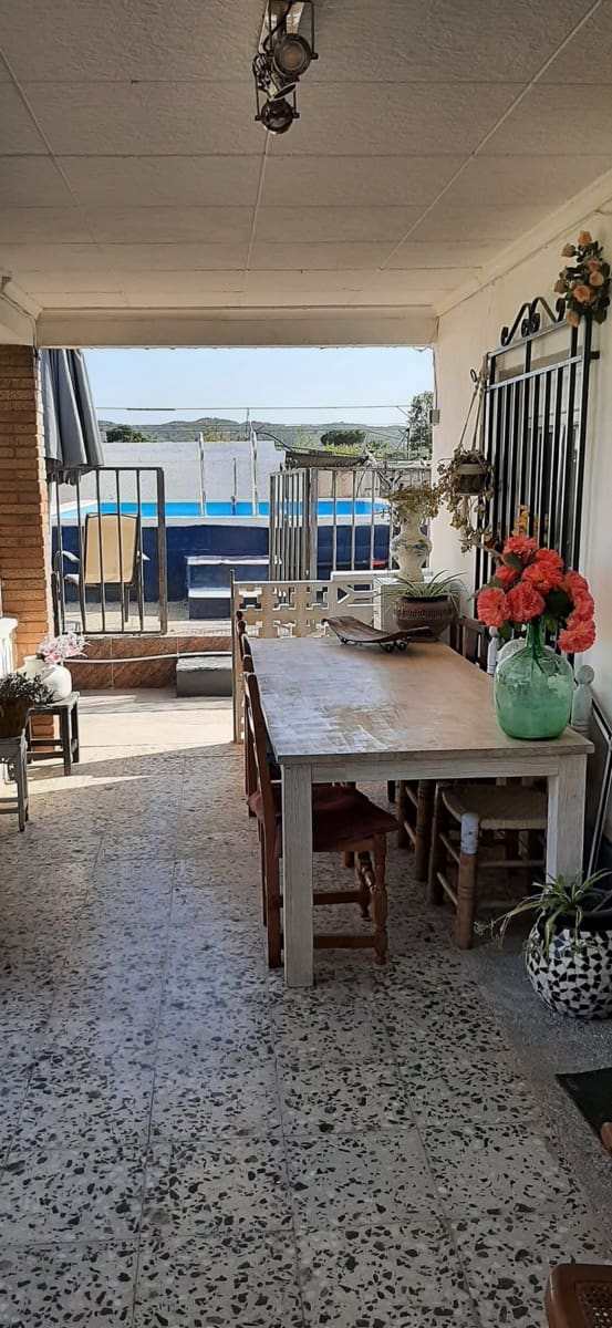 3 chambre Villa/Maison à vendre à Caudete avec piscine garage - 257 000 € (Ref: 9805991)