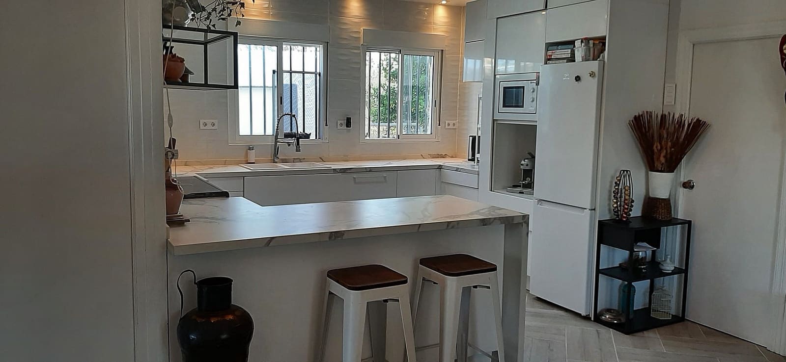 3 chambre Villa/Maison à vendre à Caudete avec piscine garage - 257 000 € (Ref: 9805991)